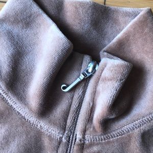 JUICY COUTURE . NUDE . VALORE ZIP UP